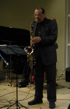 Ernie Watts